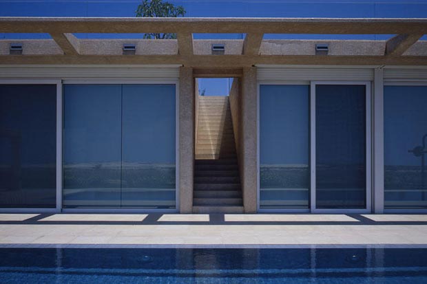 Caesarea Villa by Gottesman Szmelcman Architecture roof