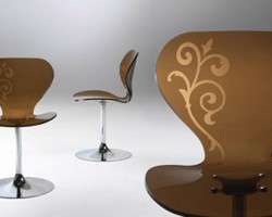 Instant Deco – Mademoiselle Chair by Stefano Bigi
