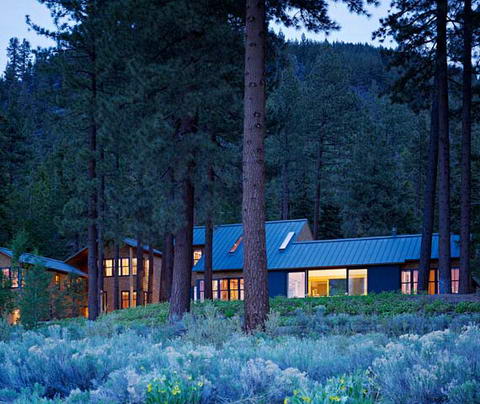 Lake Tahoe Residence By Turnbull Griffin Haesloop Architects