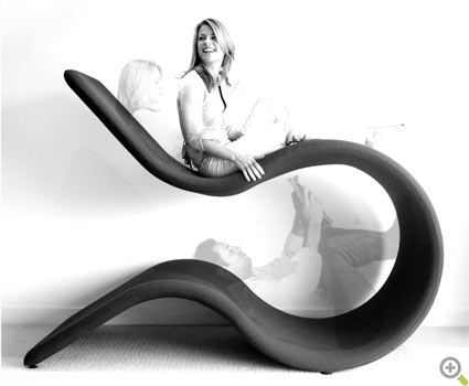 The Ohm Lounger by Isu